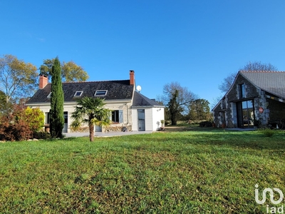 Maison 6 pièces de 167 m² à Beaufort-en-Anjou (49250)