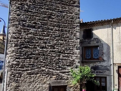 Vente maison 4 pièces 81 m² Saint-Saturnin (63450)