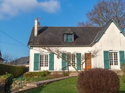 Vente maison 6 pièces 132 m² Mayenne (53100)