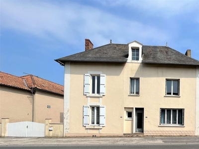 Maison 5 pièces de 122 m² à La Ferrière-en-Parthenay (79390)