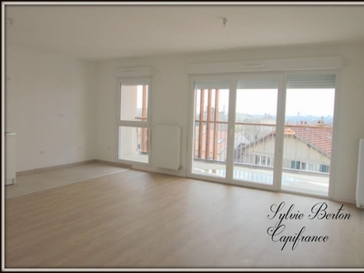 Location appartement 3 pièces 65 m²