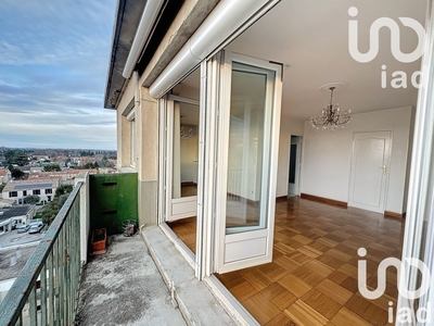 Appartement 3 pièces de 67 m² à Avignon (84000)