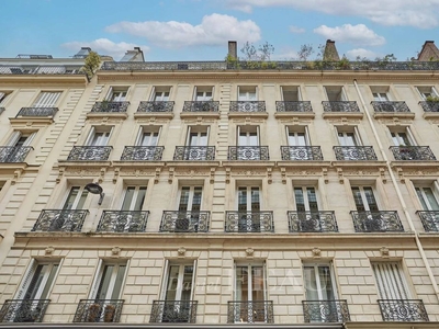 Appartement de 2 chambres de luxe en vente à Champs-Elysées, Madeleine, Triangle d’or, France