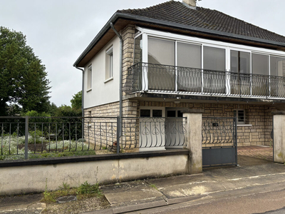 Vente maison 4 pièces 97 m² Montigny-sur-Aube (21520)