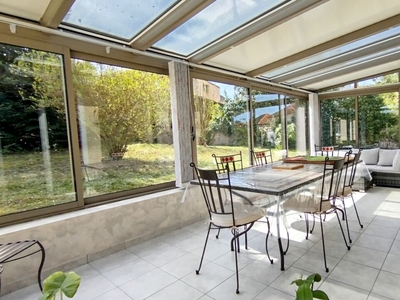 Vente maison 5 pièces 125 m² Montluçon (03100)