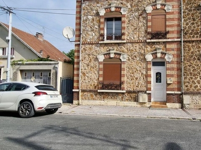 Vente maison 6 pièces 108 m² Romilly-sur-Seine (10100)