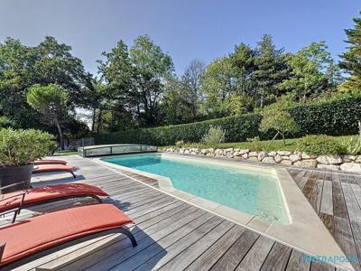 Maison de 7 pièces de luxe en vente à Messigny-et-Vantoux, Bourgogne-Franche-Comté