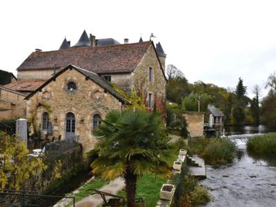 Prestigieux château de 700 m2 en vente - Verteuil-sur-Charente, France