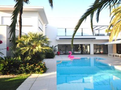 Villa de luxe de 7 pièces en vente Le Cap d'Agde, Occitanie