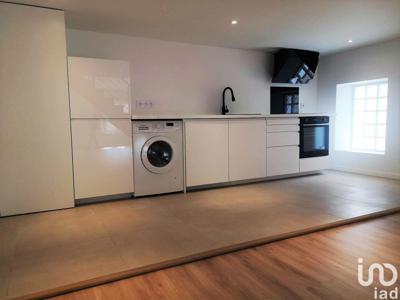 Appartement 3 pièces de 120 m² à Solliès-Pont (83210)