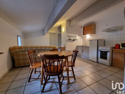 Appartement 3 pièces de 47 m² à Villesèque-des-Corbières (11360)