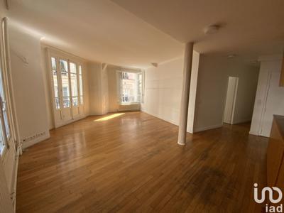 Appartement 5 pièces de 109 m² à Paris (75011)