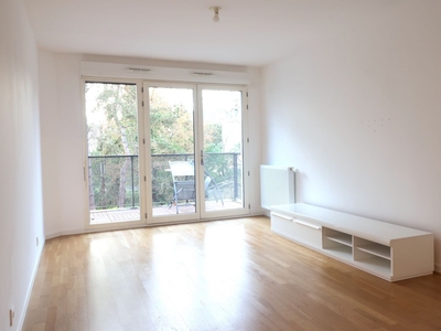 Appartement 3 pièces de 65 m² à Chevreuse (78460)