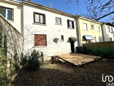 Maison 6 pièces de 80 m² à Cerny (91590)