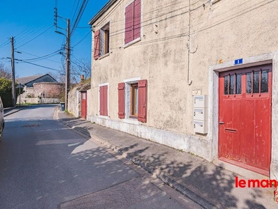 Vente maison 1 pièce 84 m²