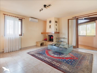 Vente maison 6 pièces 135 m²