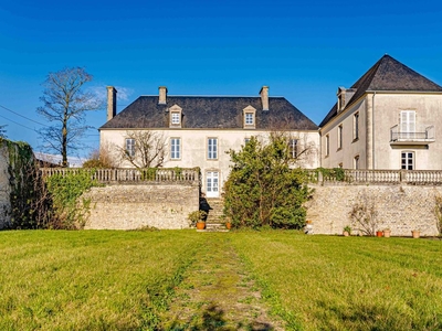 Maison de 18 pièces de luxe en vente Bayeux, France