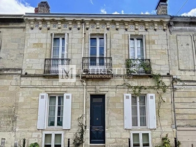 Maison de luxe de 3 chambres en vente à Bordeaux, France