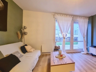 Appartement 2 pièces de 46 m² à Salouël (80480)