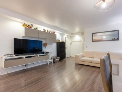 Appartement 3 pièces de 68 m² à Courbevoie (92400)