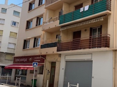 Appartement 4 pièces de 60 m² à Toulon (83200)