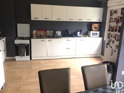 Appartement 4 pièces de 89 m² à Flines-lez-Raches (59148)