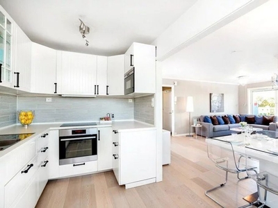 Luxury Flat for sale in Argenteuil, France