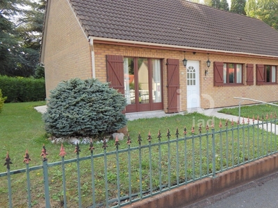 Maison 4 pièces de 95 m² à Bruay-la-Buissière (62700)