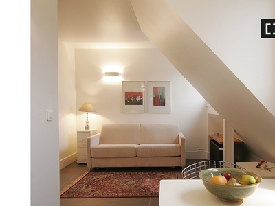 Studio appartement à louer dans le 16ème arrondissement, Paris