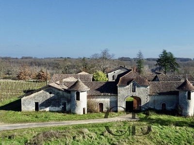 Prestigieuse Maison en vente Gensac, France