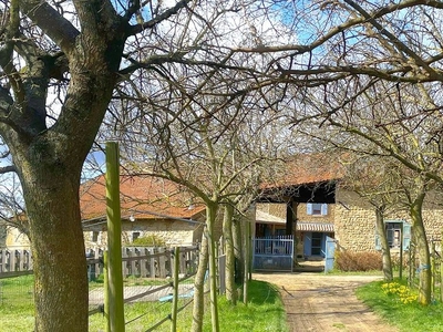Maison de luxe de 4 chambres en vente à Crépol, Auvergne-Rhône-Alpes