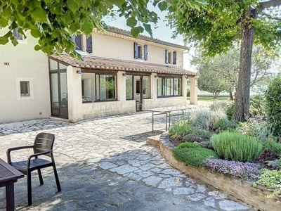 Villa de luxe de 9 pièces en vente Vaison-la-Romaine, France