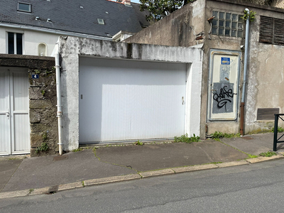 A Louer - Garage - Nantes St Donatien