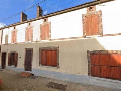 Vente maison 10 pièces 265 m² Arces-Dilo (89320)