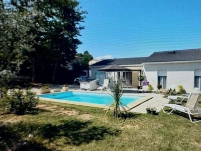 Vente maison 6 pièces 98 m² Saint-Genest-de-Beauzon (07230)