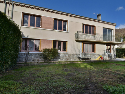 Vente maison 9 pièces 186 m² Digne-les-Bains (04000)