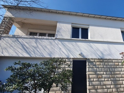 Vente maison 9 pièces 220 m² La Rochelle (17000)