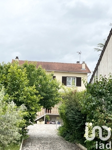 Maison traditionnelle 5 pièces de 104 m² à Villeneuve-le-Roi (94290)