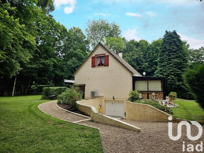 Maison traditionnelle 6 pièces de 130 m² à Abondant (28410)