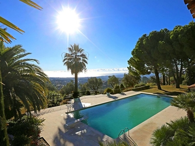 Villa de 7 chambres de luxe en vente Saint-Paul, Provence-Alpes-Côte d'Azur