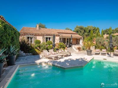 Villa de luxe de 6 pièces en vente Saint-Rémy-de-Provence, France