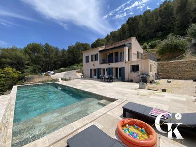 Maison de luxe en vente à La Cadière-d'Azur, Provence-Alpes-Côte d'Azur