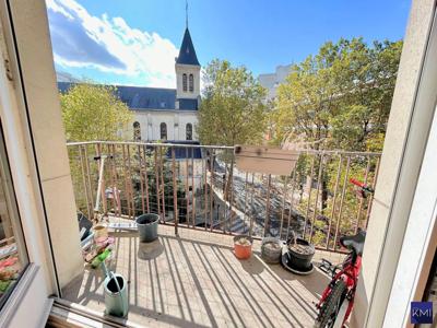 Appartement de luxe 2 chambres en vente à Buttes-Chaumont, Villette, Bas Belleville, Paris, Île-de-France