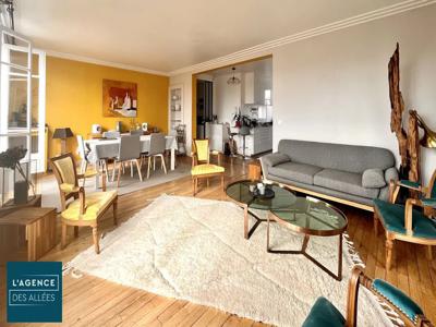 Location meublée appartement 5 pièces 130.55 m²