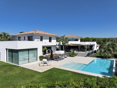 Villa de 6 chambres de luxe en vente Aix-en-Provence, Provence-Alpes-Côte d'Azur
