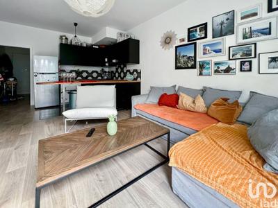 Appartement 3 pièces de 58 m² à Romainville (93230)