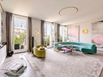 Appartement de 4 pièces de luxe en vente à Champs-Elysées, Madeleine, Triangle d’or, Paris, Île-de-France