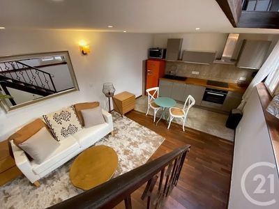 Location meublée appartement 1 pièce 32.21 m²
