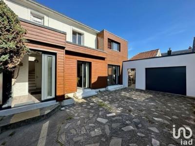 Maison 6 pièces de 115 m² à Le Havre (76620)