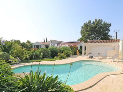 4 bedroom luxury House for sale in Arles, France